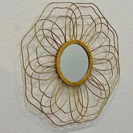 Neben Der Stadthalle *