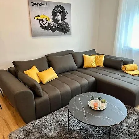 Apartment Neben Der Stadthalle Graz